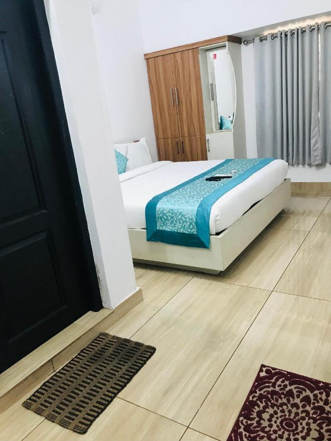 Lakshmi Tourist Home Guruvāyūr Buitenkant foto