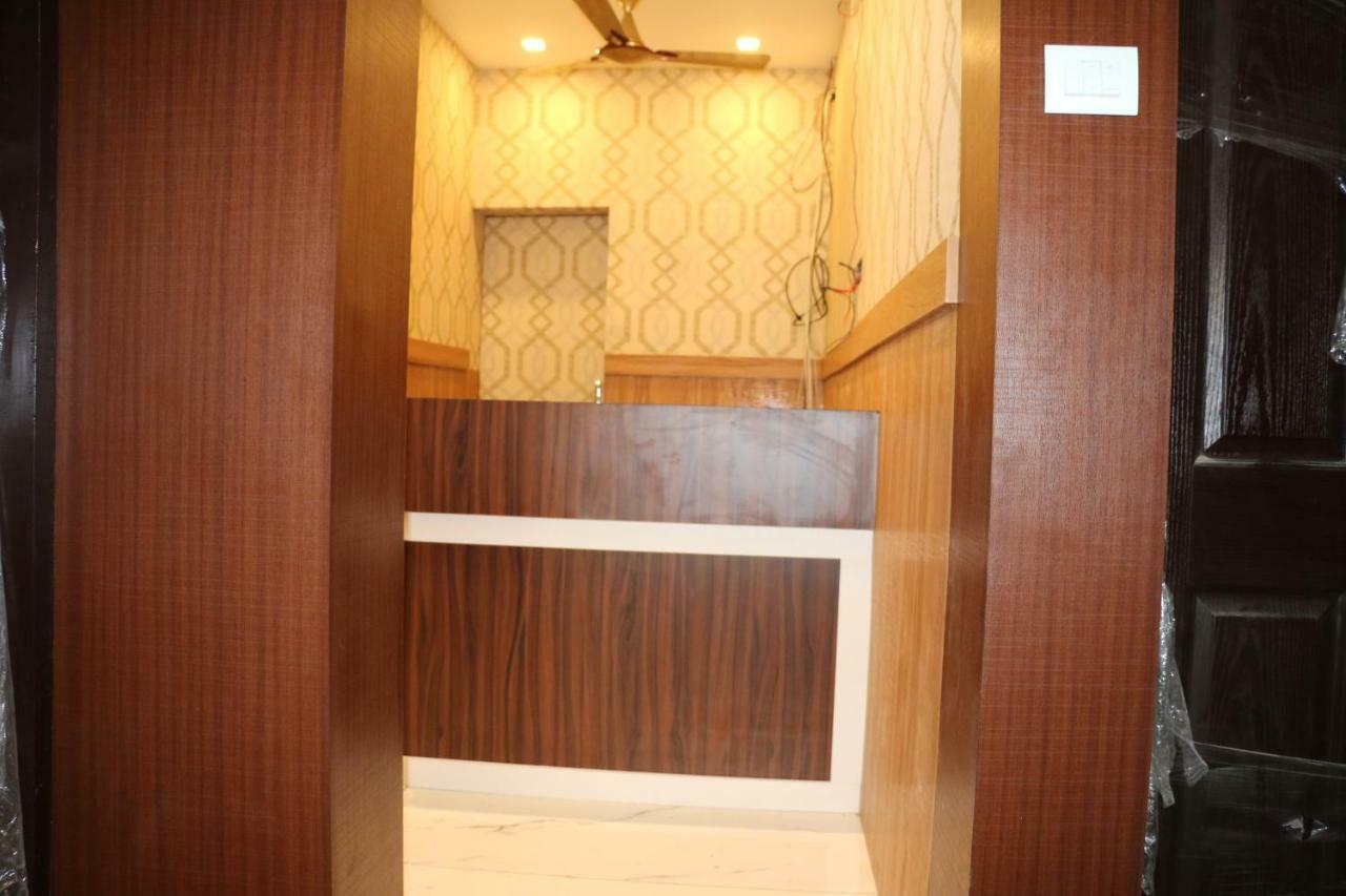 Lakshmi Tourist Home Guruvāyūr Buitenkant foto